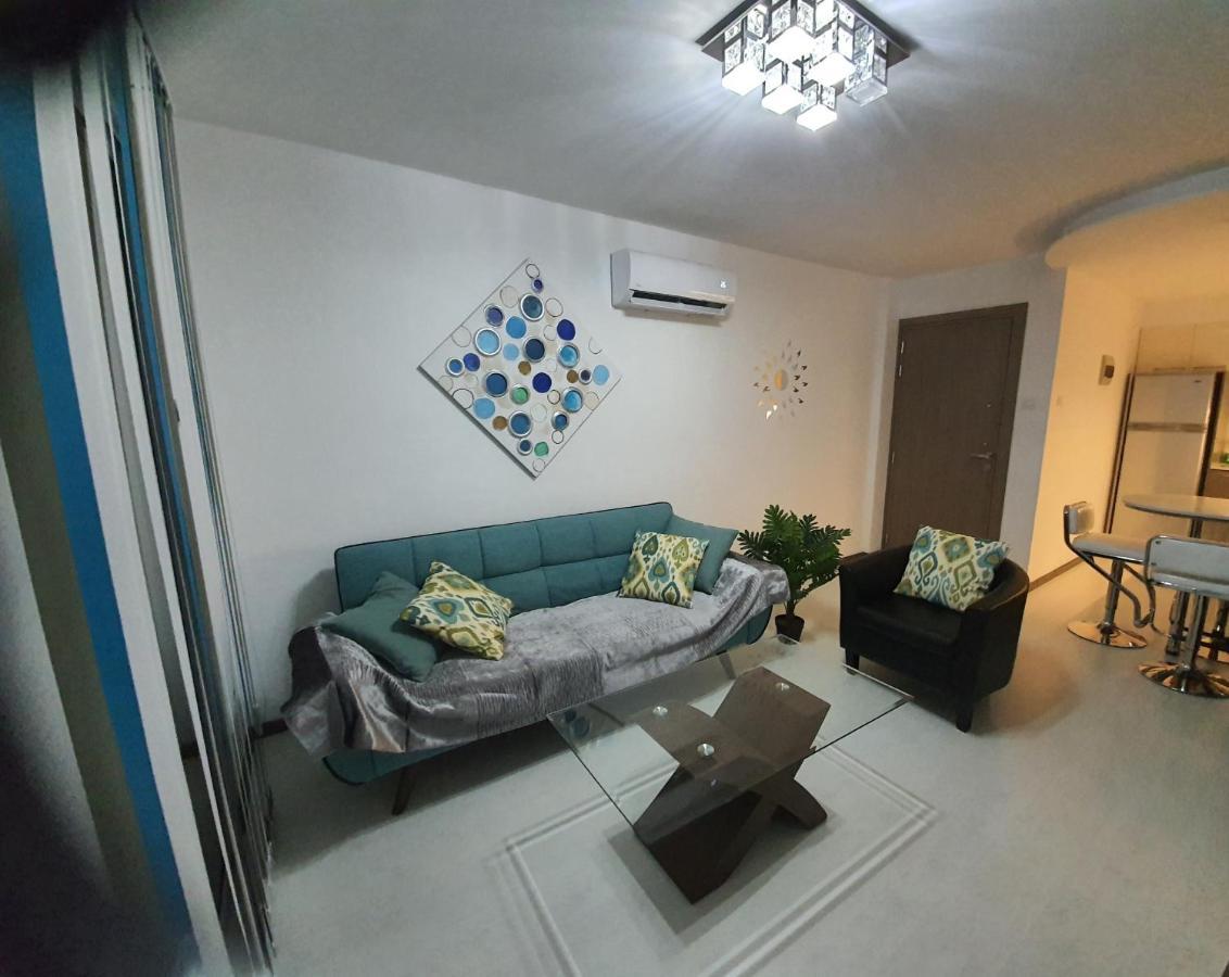 Luxury 2 Bed Apartment Next To The Beach Paralimni Exterior foto